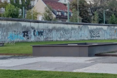 MR003